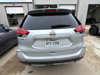 2019 Nissan Rogue SL - Exterior Rear Center Image